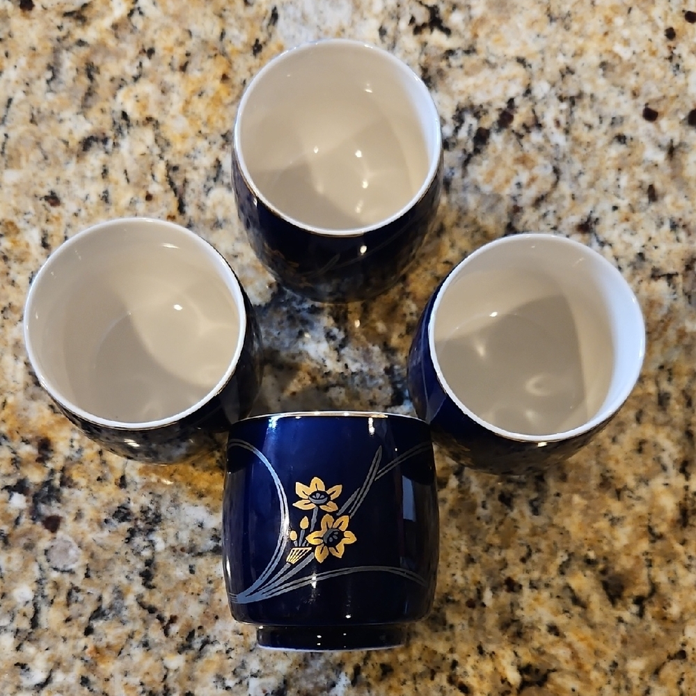 Blue and Yellow Decorative Dining Mugs Set